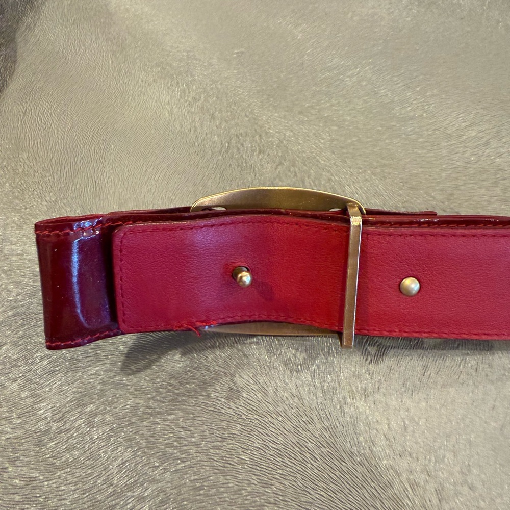 Salvatore Ferragamo women’s red belt. - Picture 4 of 9
